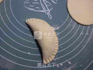 鸡蛋白菜馅盒子的做法步骤：14