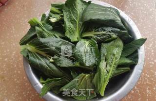 翡翠手擀面的做法步骤：1