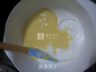 戚风蛋糕的做法步骤：12