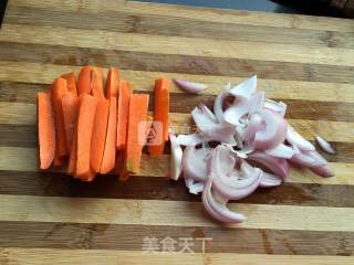 羊肉抓饭的做法步骤：2