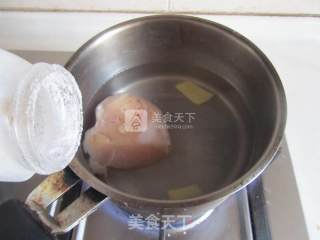 腐竹虫草花拌鸡丝的做法步骤：2