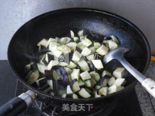 尖椒茄丁的做法步骤：5