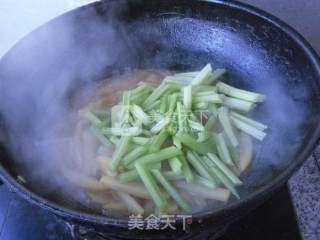 烧“板凳腿”的做法步骤：8