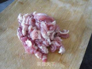 酸菜炖粉丝的做法步骤：2
