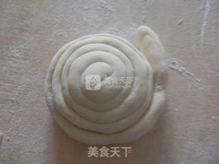 菊花馒头的做法步骤：4