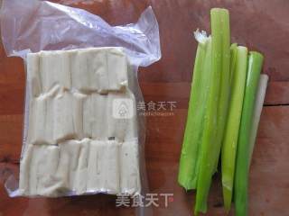 清炒豆腐干的做法步骤：1