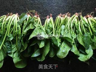 #八珍盛宴#一颗汤圆一份思念=寄托思念的浓情玫瑰汤圆的做法步骤：1