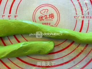 #八珍盛宴#一颗汤圆一份思念=寄托思念的浓情玫瑰汤圆的做法步骤：8