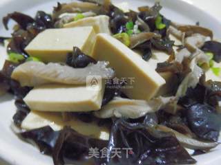 菌菇炒豆干的做法步骤：6