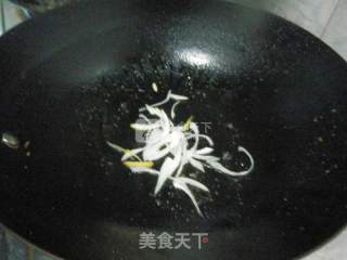 紫土豆炒肉片的做法步骤：6