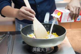 地中海式焗海鲜的做法步骤：3