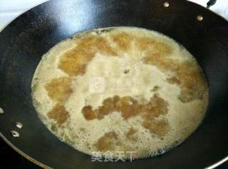 糖水鸡蛋白酒汤圆的做法步骤：1