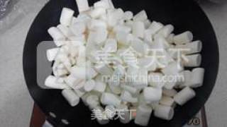 蔓越莓牛轧糖的做法步骤：2