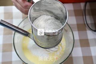 消耗淡奶油之作_淡奶油蛋糕的做法步骤：4