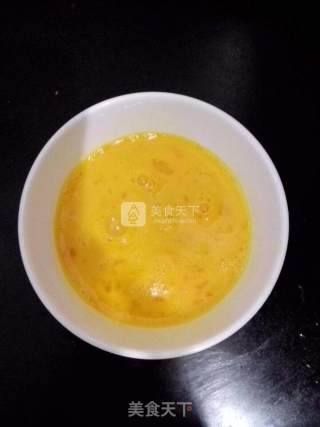 蒜黄炒鸡蛋的做法步骤：2