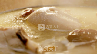 超简单鲜美的鸡汤的做法步骤：3