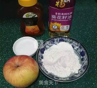 苹果玫瑰花的做法步骤：1