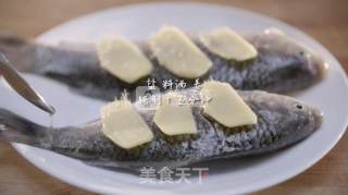 双味鲫鱼的做法步骤：1