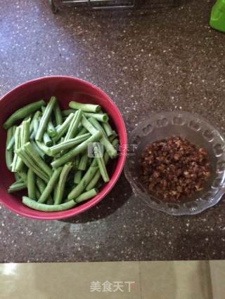 干煸四季豆的做法步骤：1