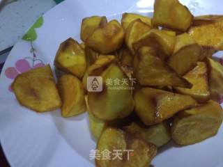 拔丝地瓜的做法步骤：2
