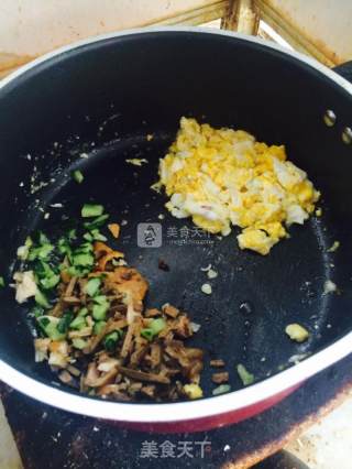 什锦炒饭的做法步骤：5