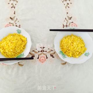 黄金蛋炒饭的做法步骤：3
