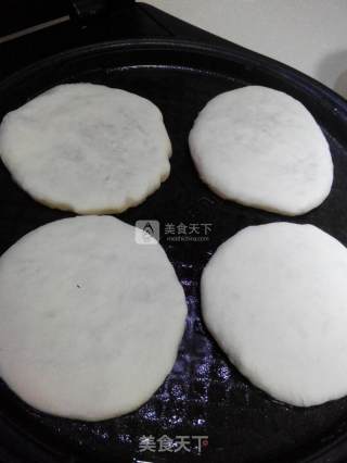 酸菜素馅饼的做法步骤：10