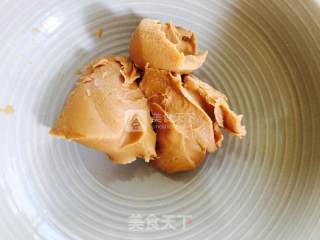 芝麻酱果仁汤圆的做法步骤：3