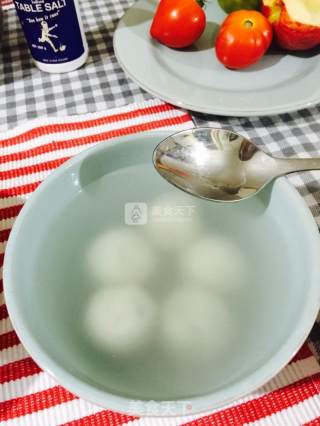 芝麻酱果仁汤圆的做法步骤：8