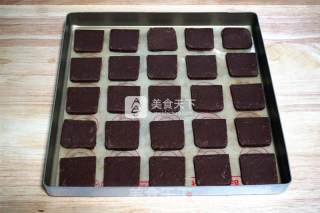 巧克力夹心饼干的做法步骤：6