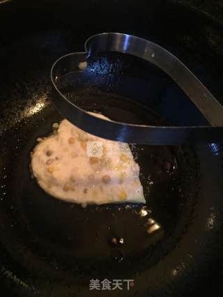 苹果玉米烙的做法步骤：7