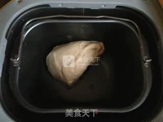 葡萄干椰蓉千层土司的做法步骤：2