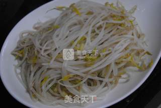 凉拌豆芽的做法步骤：4