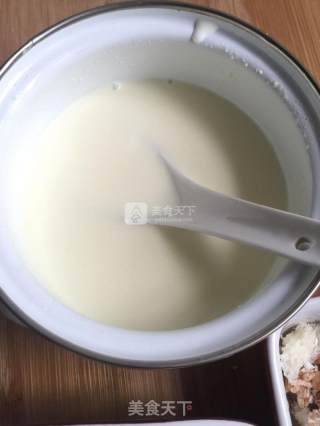蛋奶燕麦吐司布丁的做法步骤：4