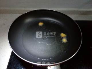 糖醋排骨的做法步骤：2
