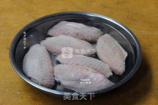 酱香鸡翅的做法步骤：1