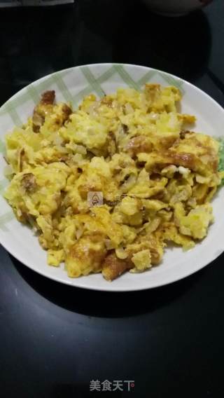 洋葱炒鸡蛋的做法步骤：3