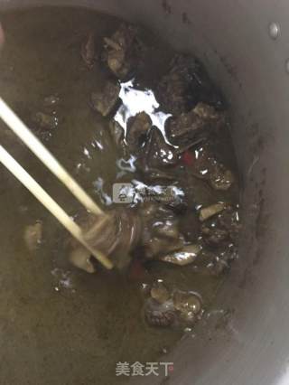 砂锅牛排的做法步骤：4