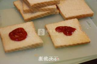 快手早餐（一）火腿杂蔬三文治的做法步骤：4