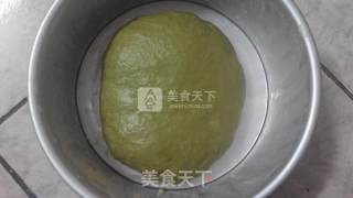 赶潮流的热门面包——抹茶奶酪包的做法步骤：4
