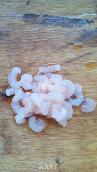 香菇虾仁生煎包的做法步骤：2