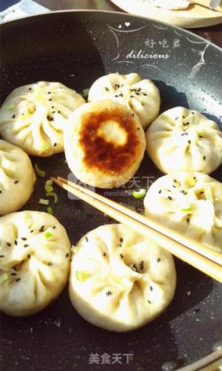 香菇虾仁生煎包的做法步骤：22
