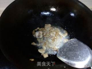 娃娃菜黑木耳炒肉片的做法步骤：3