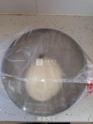 烫面葱油饼的做法步骤：2