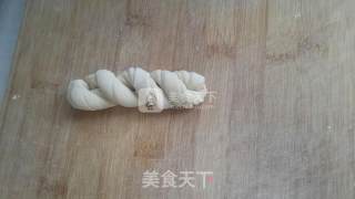 酥软麻花的做法步骤：5