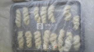 酥软麻花的做法步骤：6