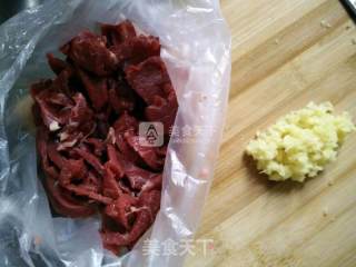 米酒牛肉饭的做法步骤：1