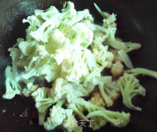 青蒜苗炒五花肉有机菜花的做法步骤：6