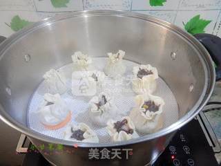 杂蔬黑米烧麦的做法步骤：10
