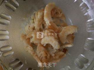 果蔬火腿腊肉虾仁披萨的做法步骤：8